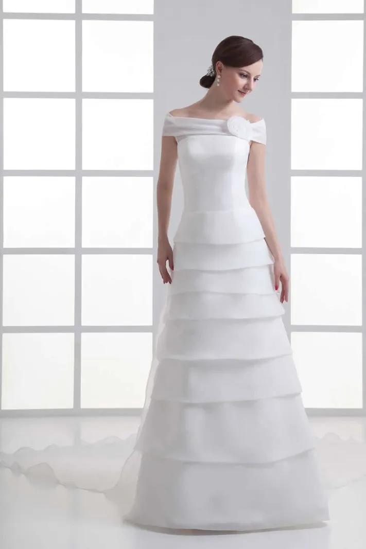 ---Classic A line style tailored wedding dress made in organza with drooping straps--