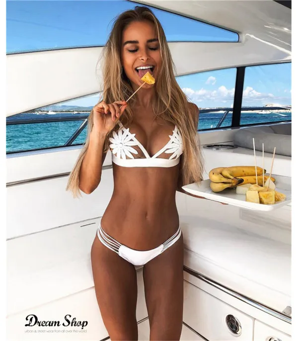 Bikini white margherita