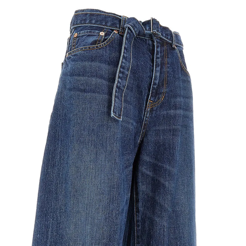 Jeans oversize con cintura