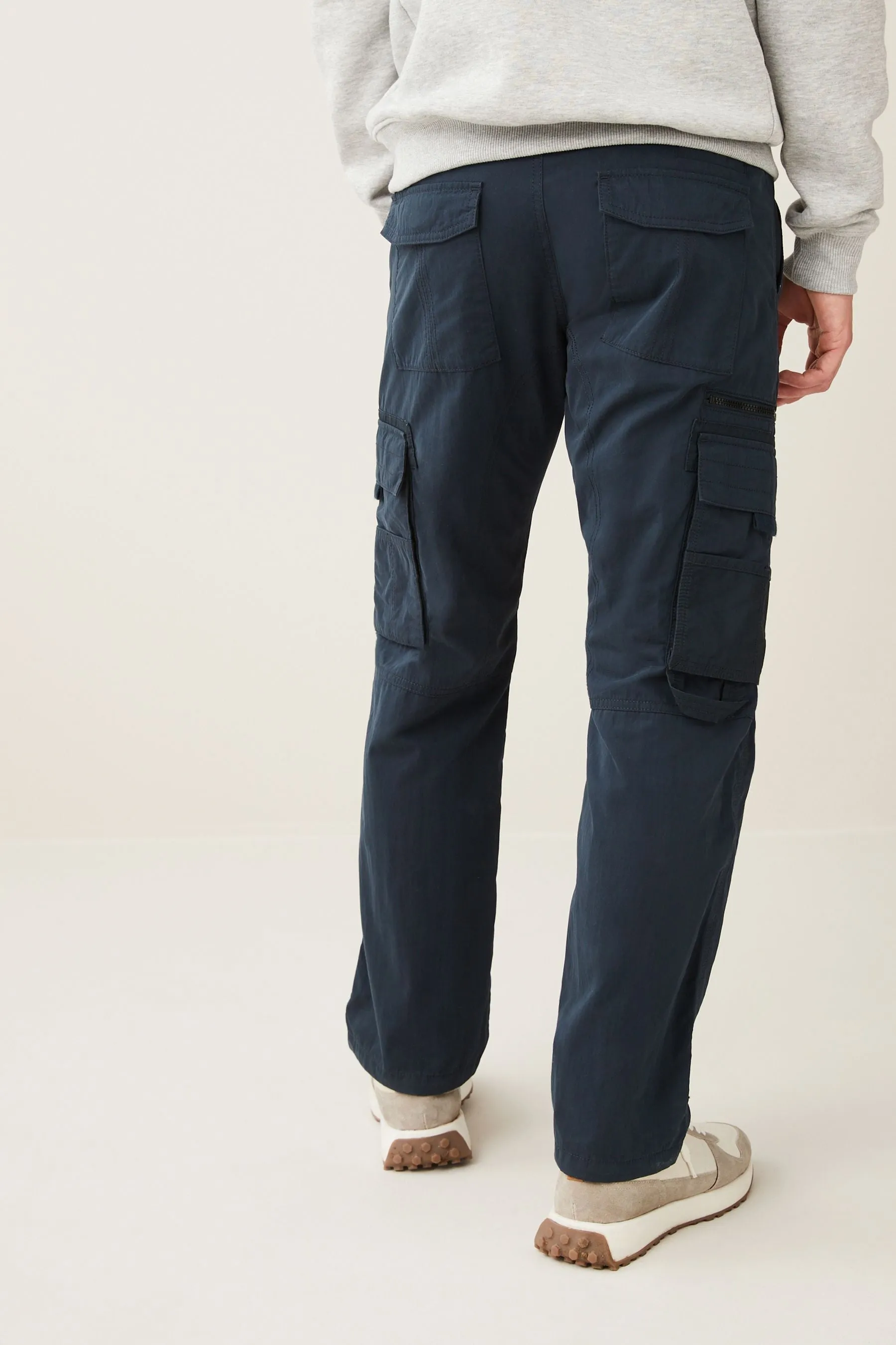 Pantaloni cargo tecnologici con cintura    