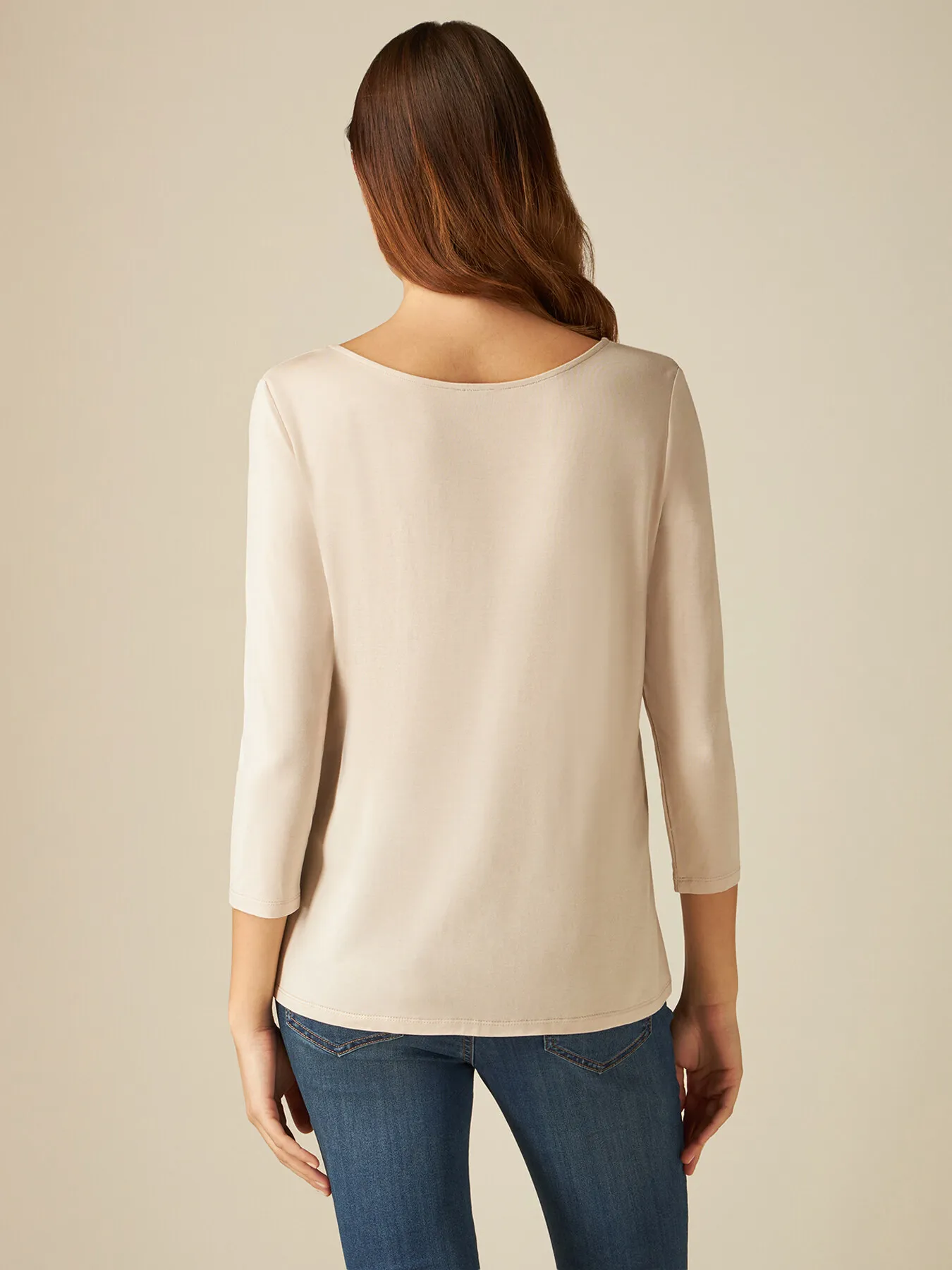 T-shirt con inserto in raso
