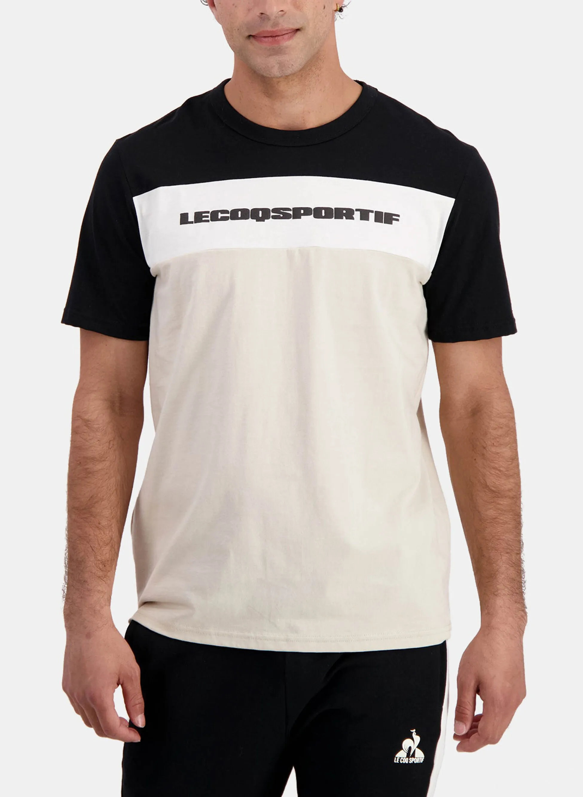 t-shirt contemporain