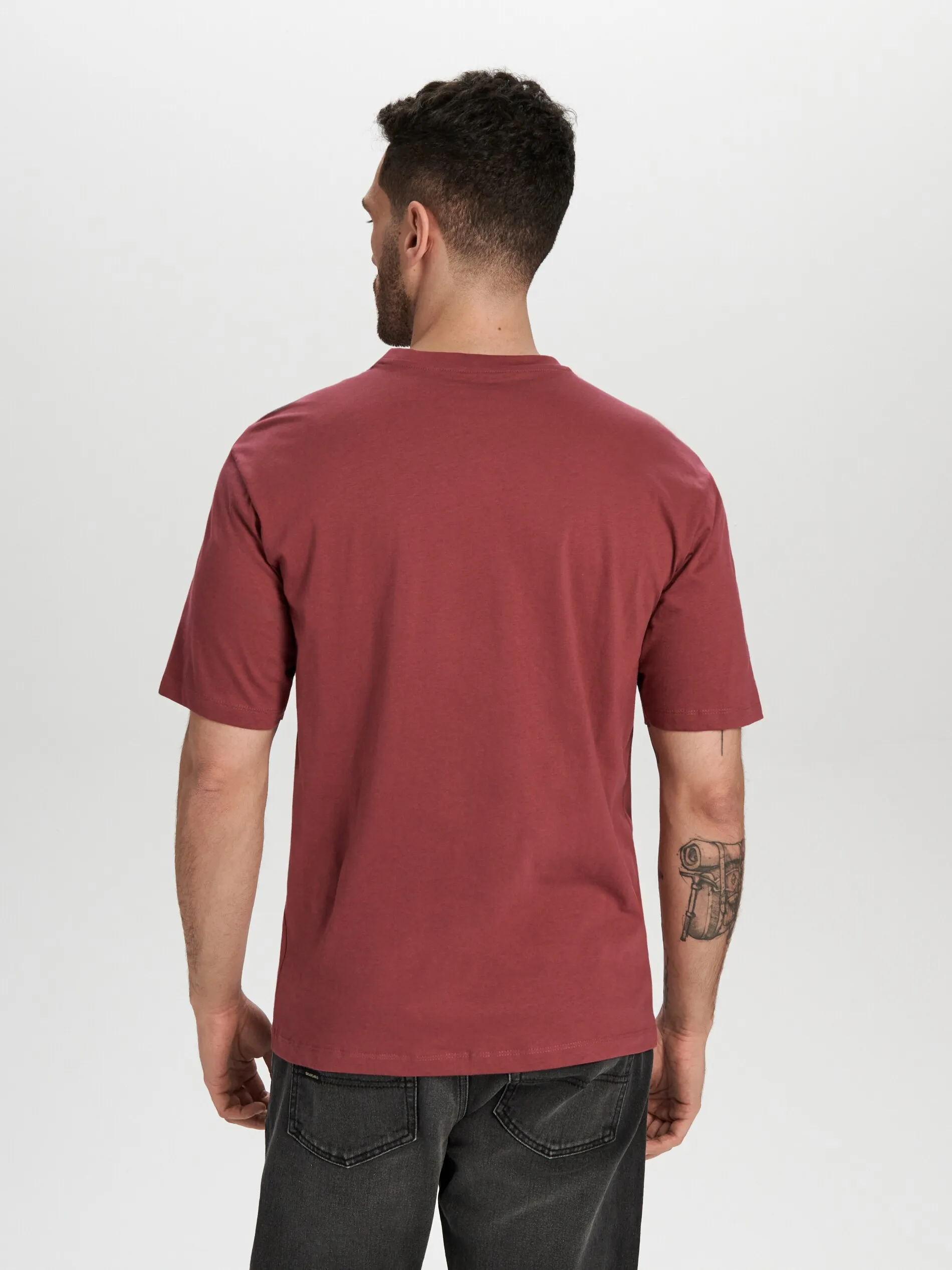 T-shirt loose fit