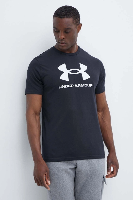 Under Armour t-shirt